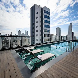 https://ibis-balneario-camboriu.santa-catarina-brasil.com